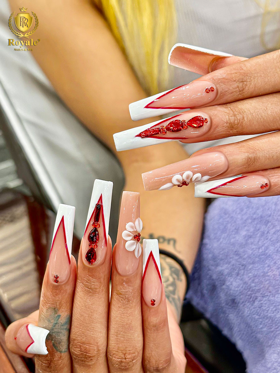 Royale' Nails Spa